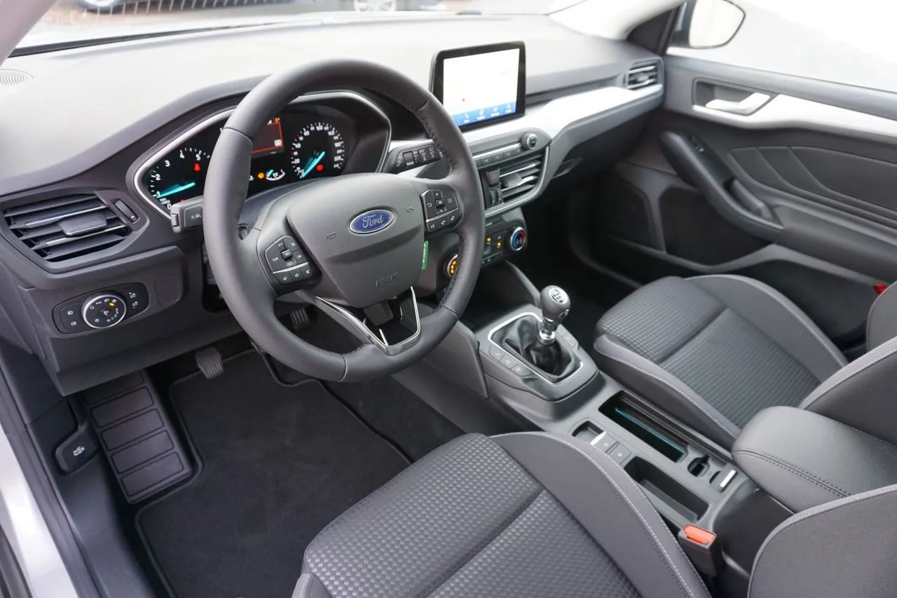 Ford Focus 1.0 EB Navi Sitzheizung LED  Image 8