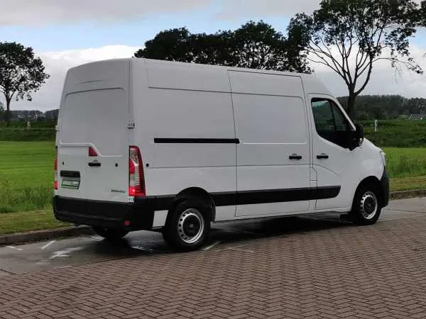 Renault Master 2.3 CDTI Image 3